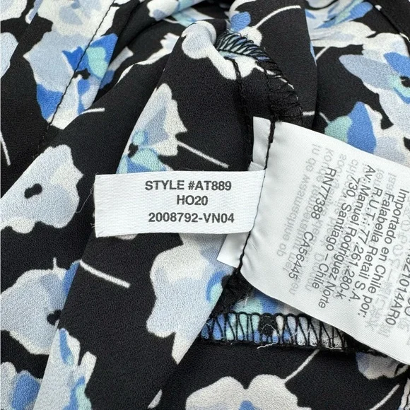 JCrew Factory Top w/smocked sleeves and covered buttons-SZ 4 - Picture 12 of 12